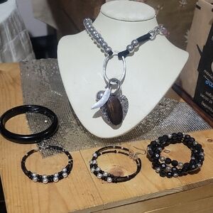 Vintage  Black and Silver Jewelry
